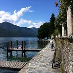 -ortaflats- Imbarcadero & Palazzotto * Orta San Giulio