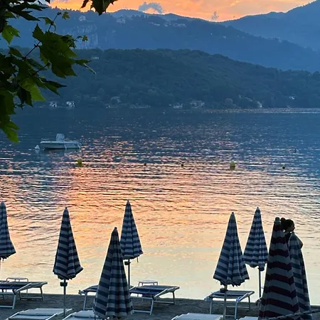 -ortaflats- Imbarcadero & Palazzotto Orta San Giulio