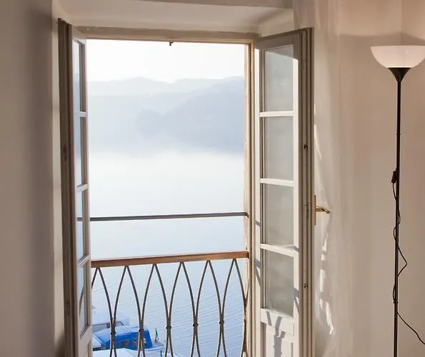-ortaflats- Imbarcadero & Palazzotto Apartmán Orta San Giulio