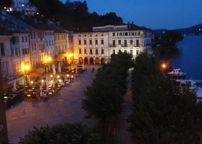 -ortaflats- Imbarcadero & Palazzotto Apartmán Orta San Giulio